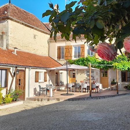 Bed and Breakfast Aux Sources De Ouanne Экстерьер фото