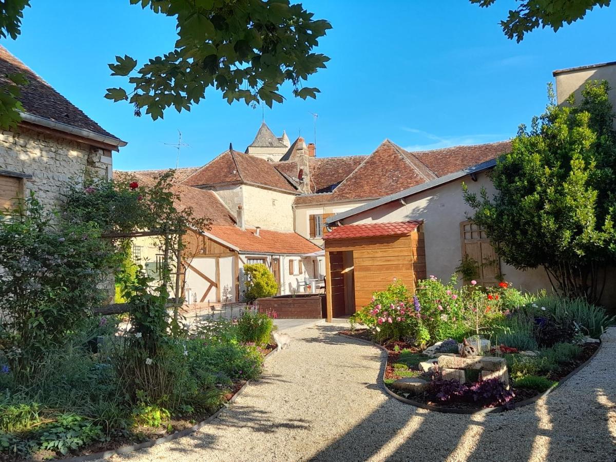 Bed and Breakfast Aux Sources De Ouanne Экстерьер фото