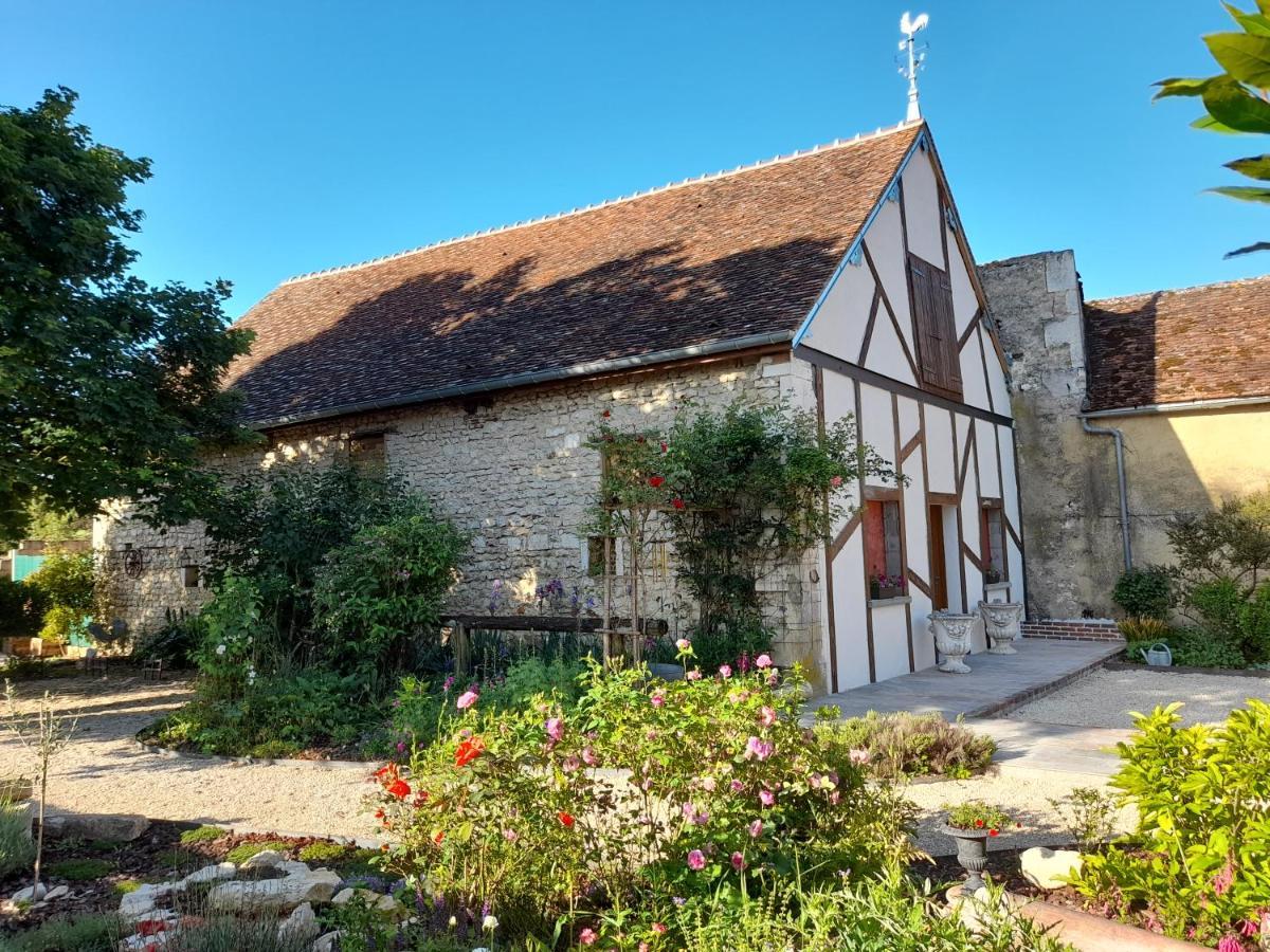 Bed and Breakfast Aux Sources De Ouanne Экстерьер фото